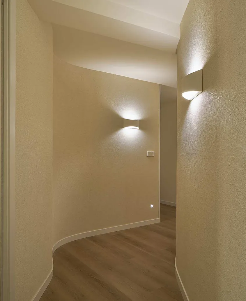 Cota Cero Interiorismo luces en pasillo